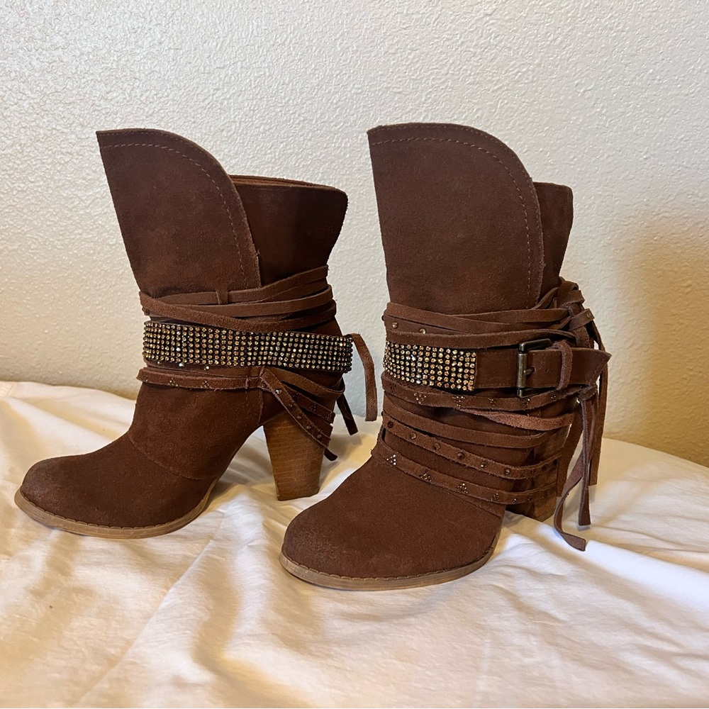 Brown heel boots